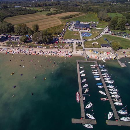 Hotel Evva Tarnobrzeg Kültér fotó
