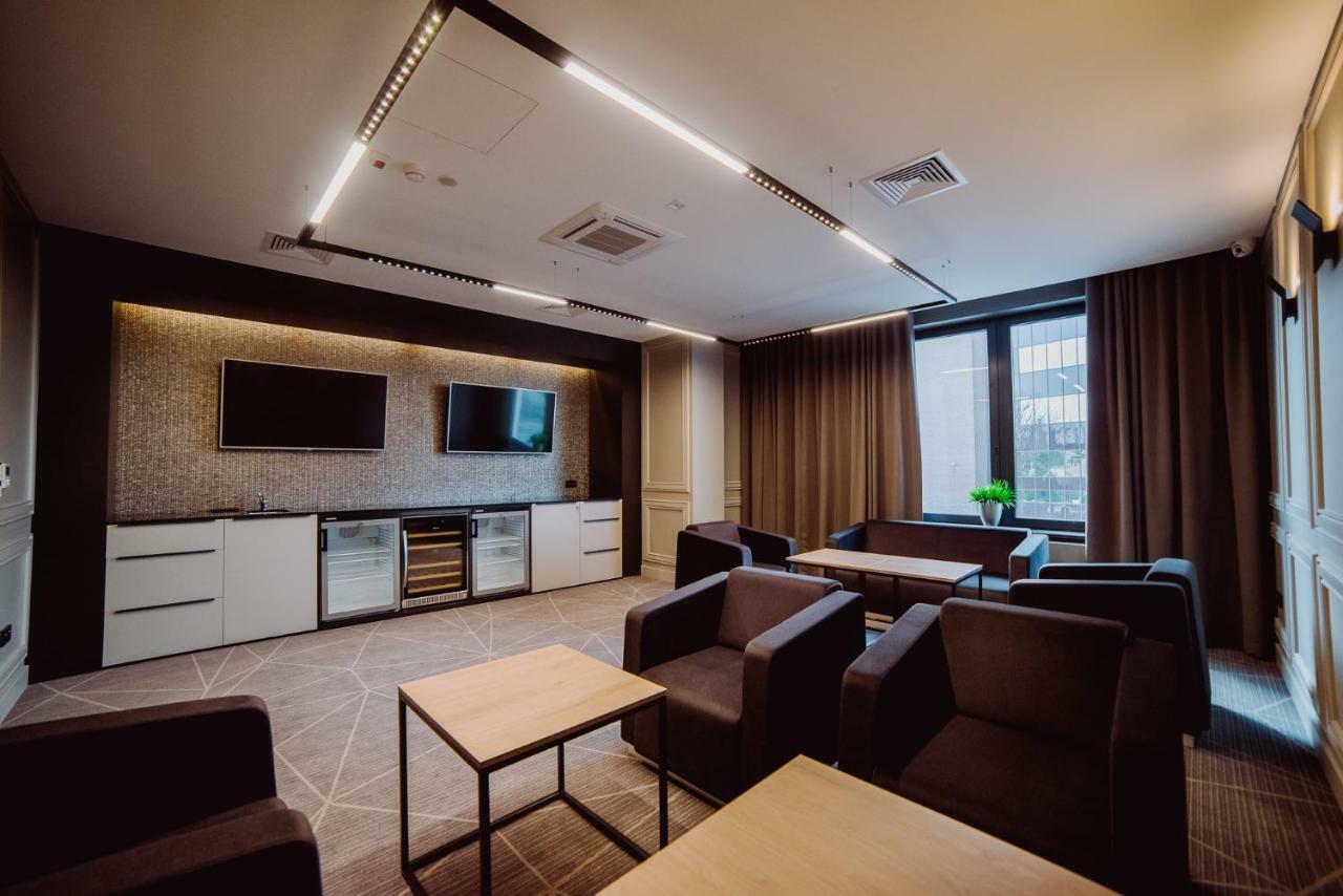 Hotel Evva Tarnobrzeg Kültér fotó