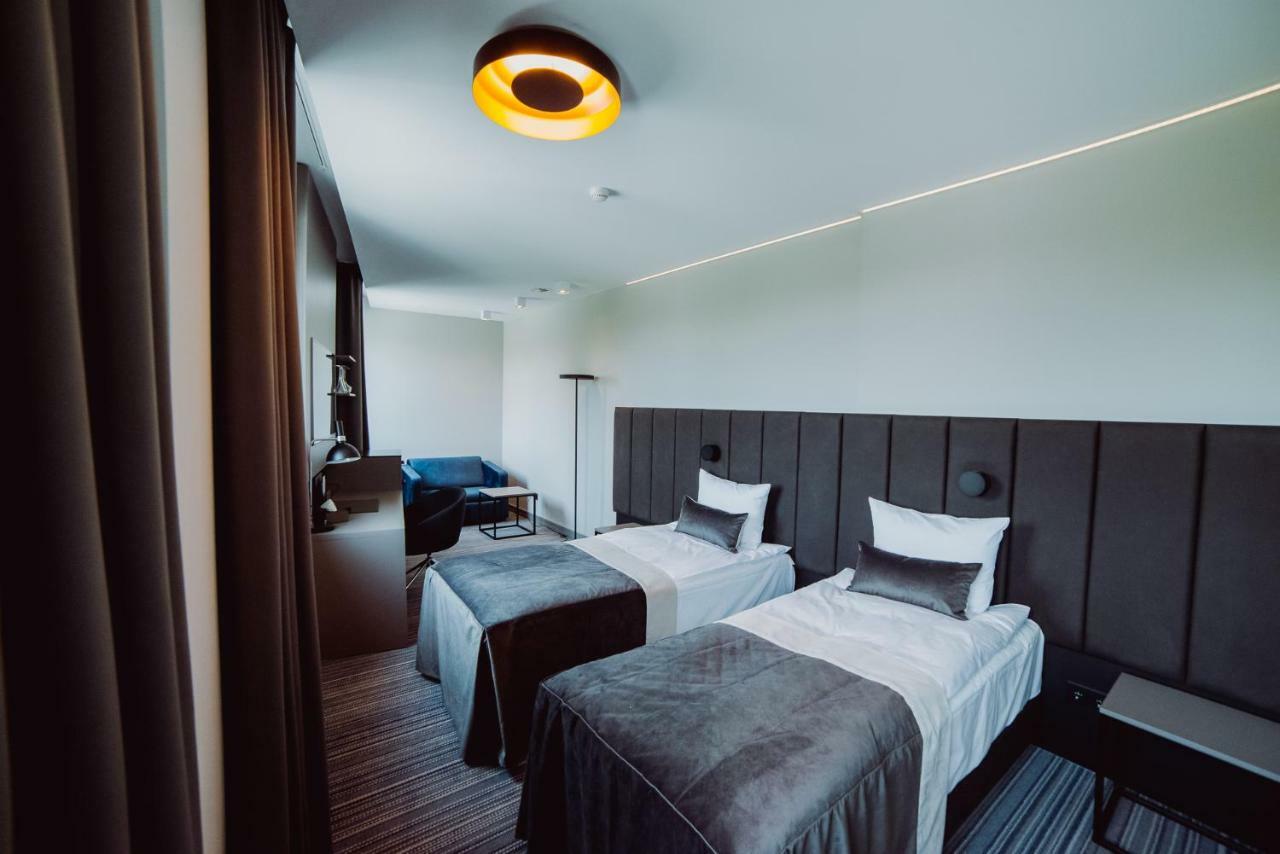 Hotel Evva Tarnobrzeg Kültér fotó